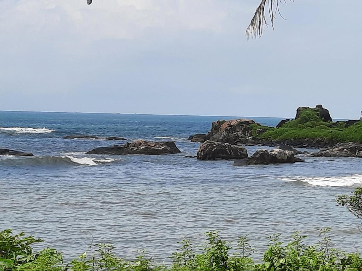 Bramha Cottages คานาโคนา ภายนอก รูปภาพ