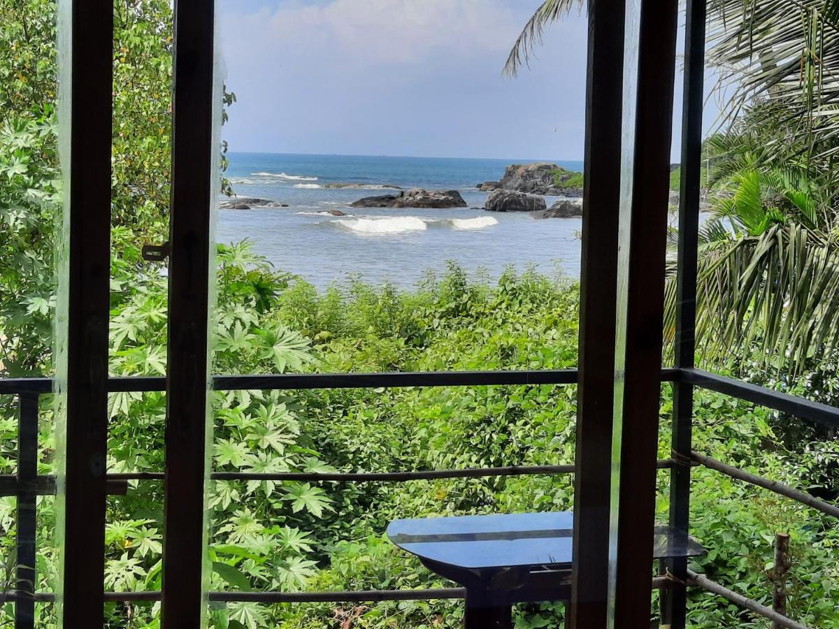 Bramha Cottages คานาโคนา ภายนอก รูปภาพ